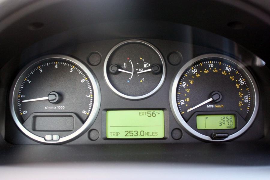  Land Rover LR2 HSE 2009 года  (фото 28 из 54)